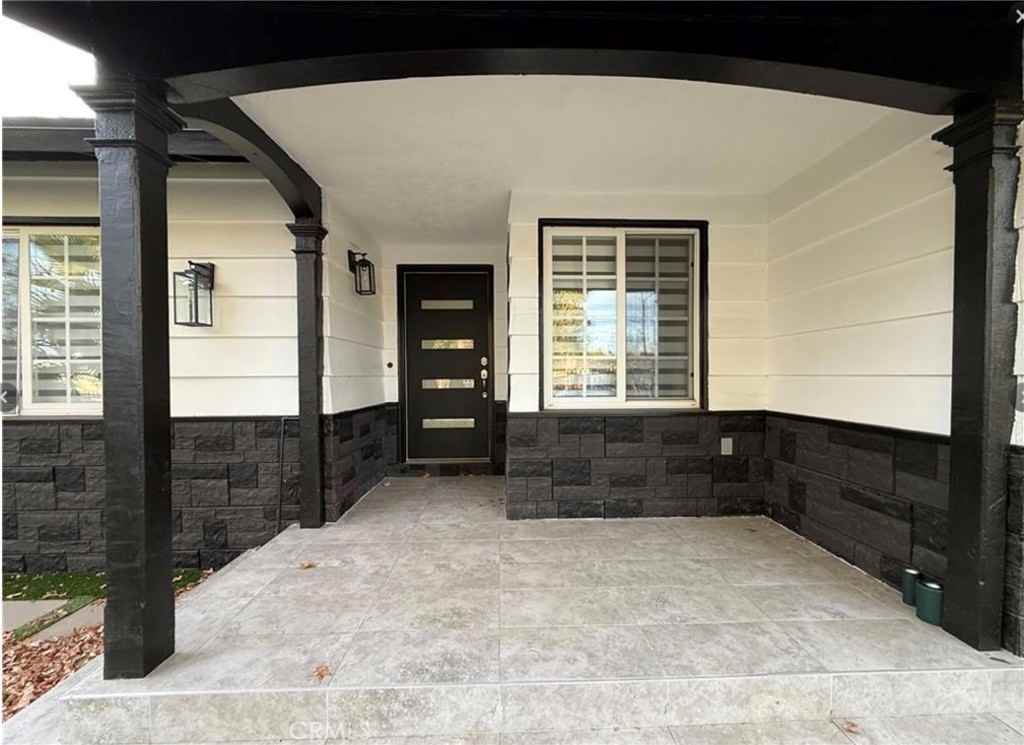 9127 Woodley Ave #9127 - Photo 3 of 15