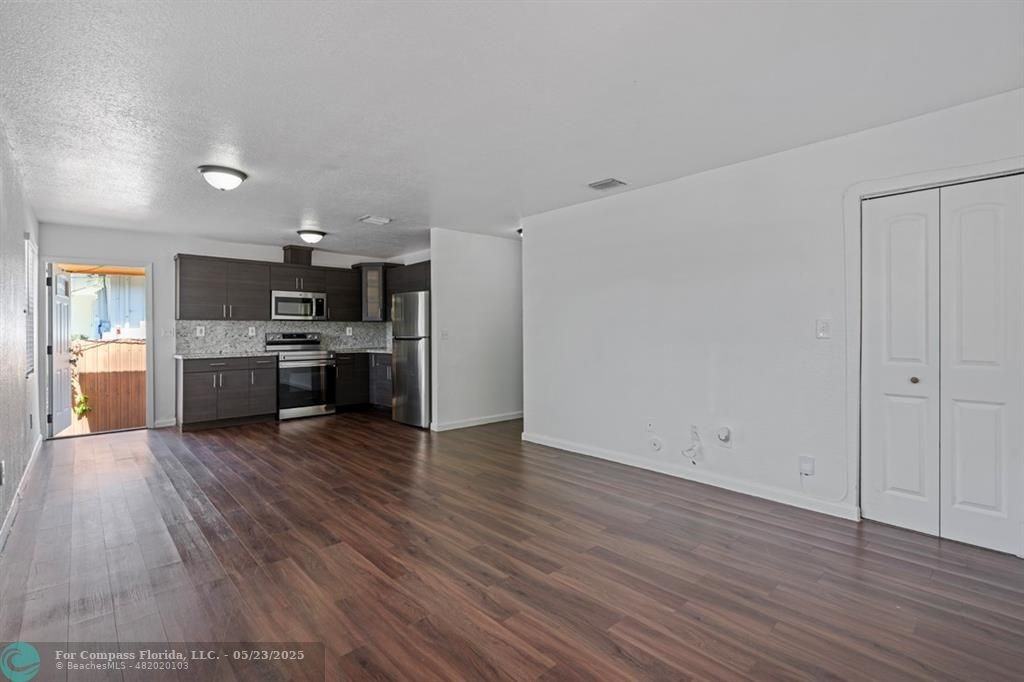 323 Nw 97th St #323 - Photo 2 of 26