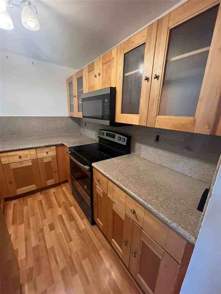 Sw 16th St #0 - Photo 2 of 26