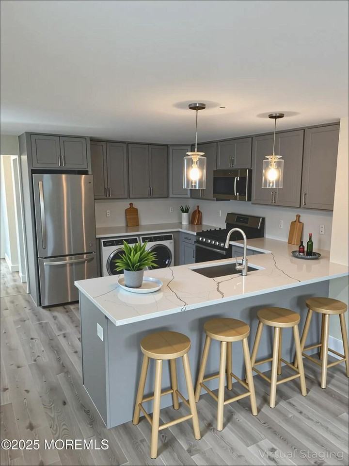 33 Lower Main St - Photo 3 of 17