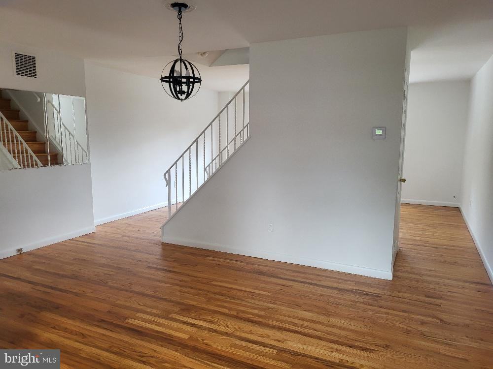 146 Suburban Ter #146 - Photo 3 of 26