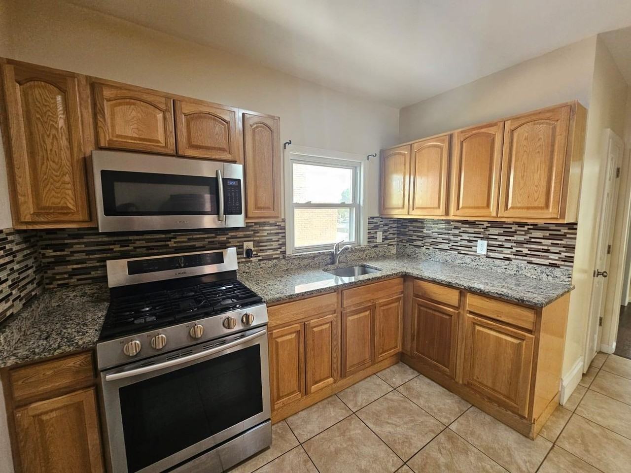240 Copeland Ave #2-2 - Photo 2 of 12