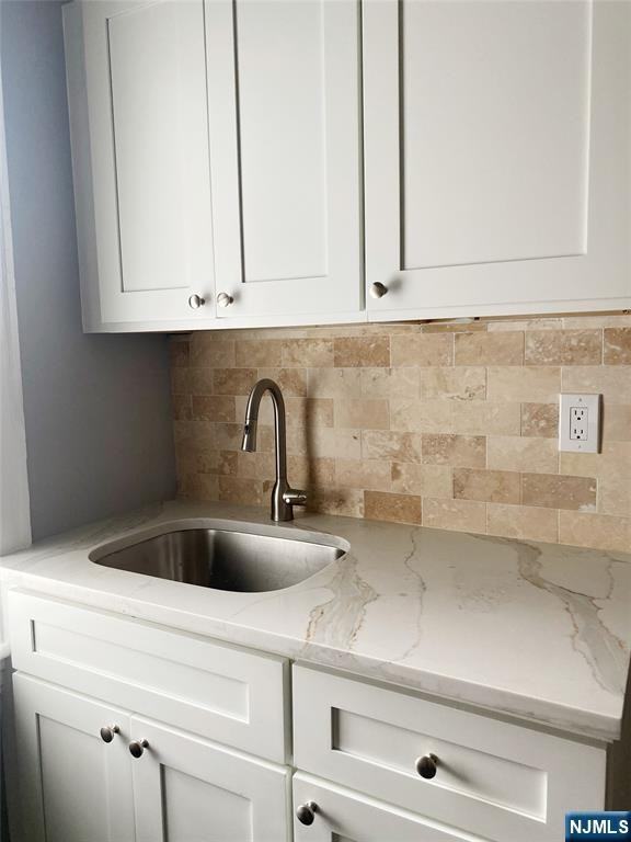 289 Parker Ave #2-2 - Photo 3 of 6