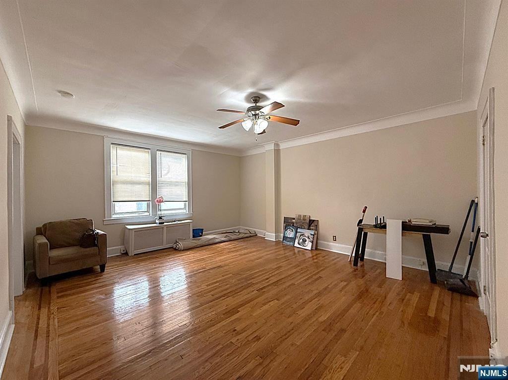 44 Beech St #1-1 - Photo 3 of 10