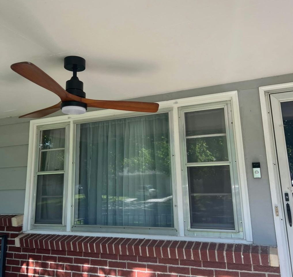3063 S Bennett Ave - Photo 3 of 17