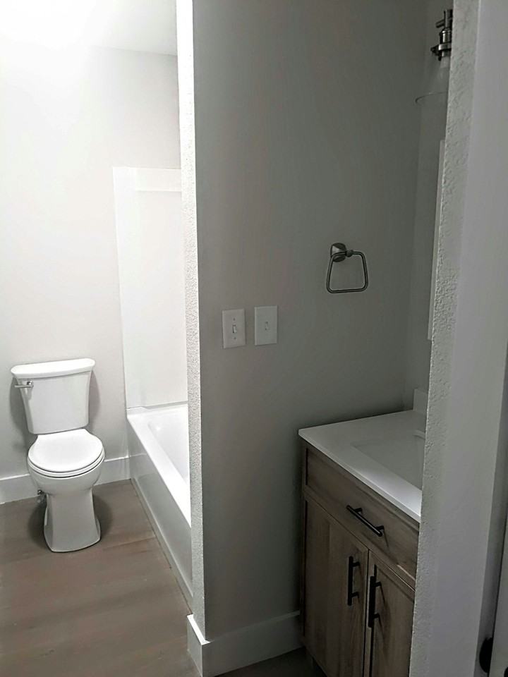 4471 East Andrew Johnson Highway, Unit 3 - Photo 2 of 8