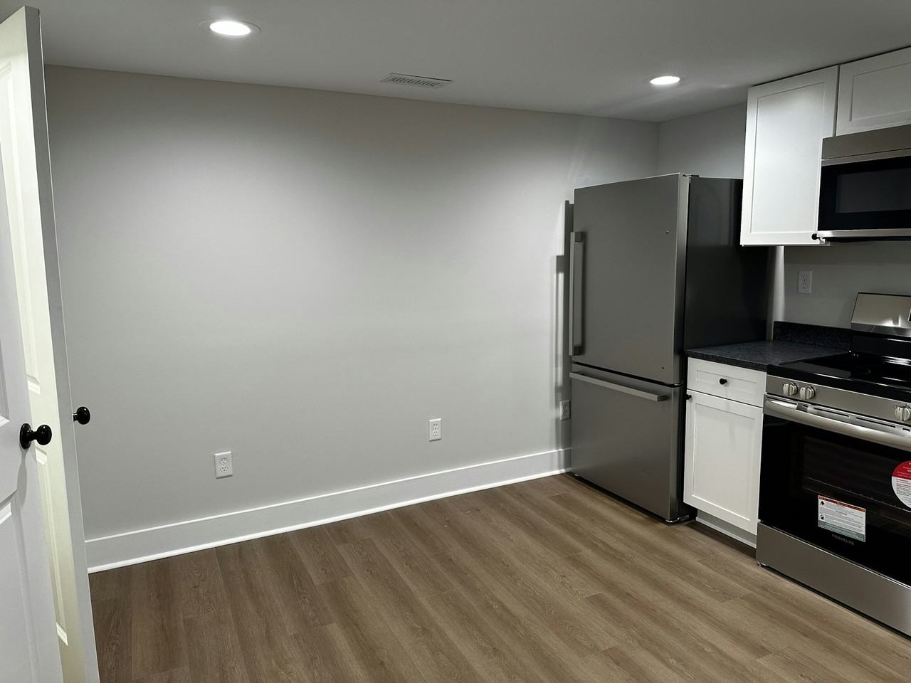 2110 East Raccoon Valley Drive, Unit 4 - Photo 2 of 9