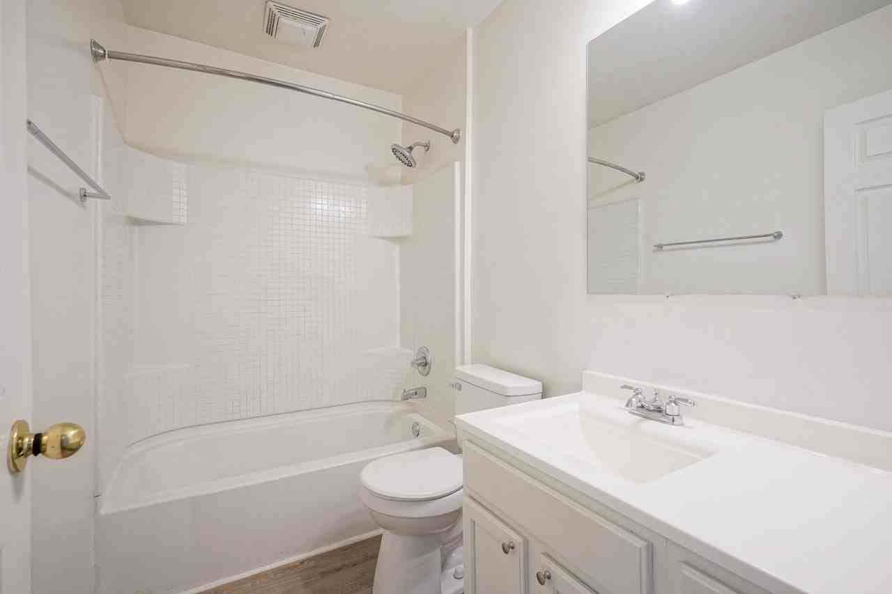 5159 East 16th Street, Unit E16 - Photo 7 of 32