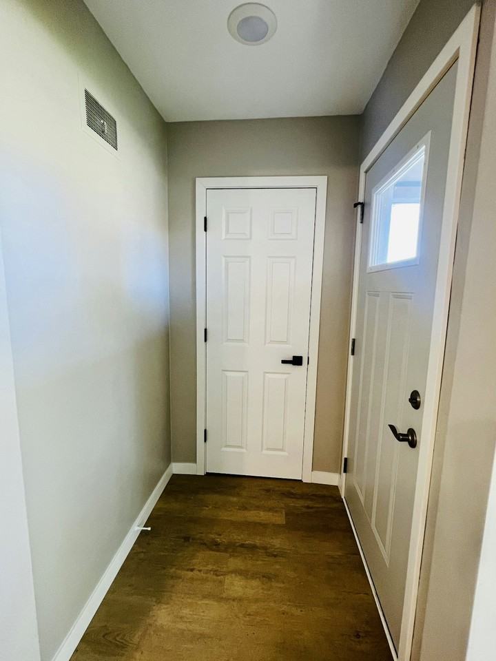 302 South Harrison Street, Unit 1 - Photo 3 of 15