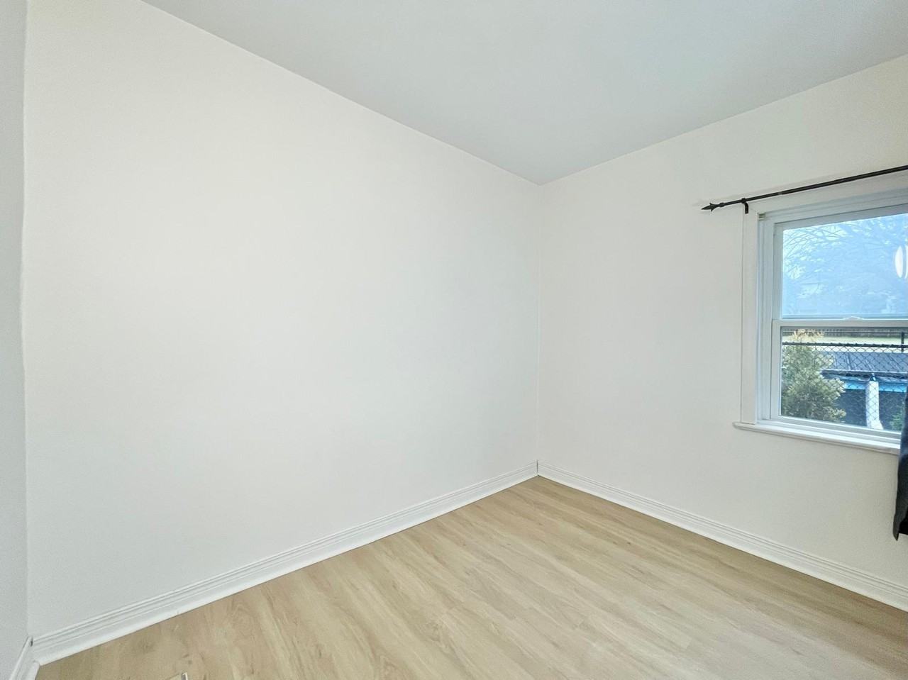 252 Vine Street - Photo 6 of 15