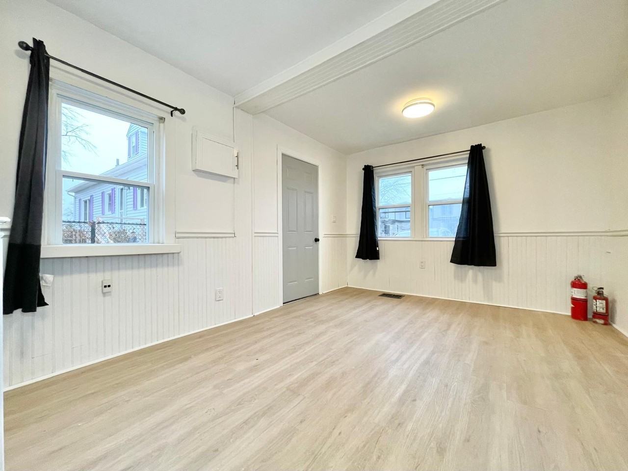 252 Vine Street - Photo 7 of 15