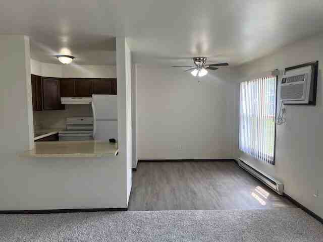 CENTENNIAL CT. 4310-4312 - Photo 3 of 11