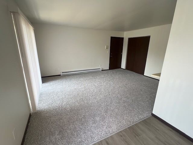 CENTENNIAL CT. 4310-4312 - Photo 5 of 11