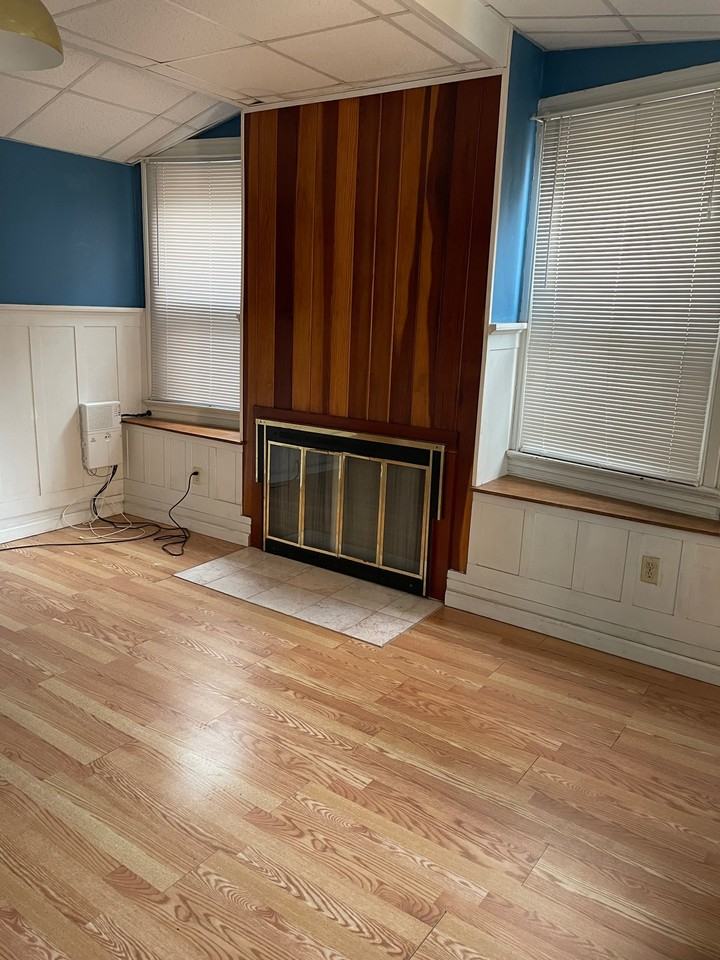 430 South Fairmount Street - Photo 2 of 6