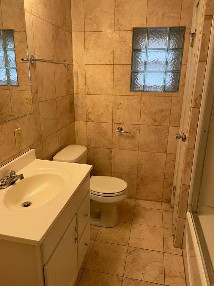 430 South Fairmount Street - Photo 4 of 6