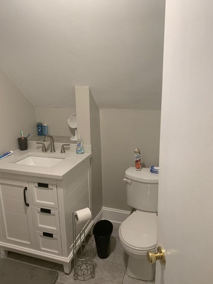 273 Broad Street - Photo 2 of 13