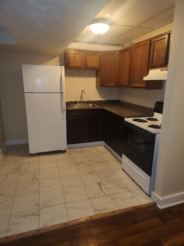 1749 Market - Photo 4 of 6