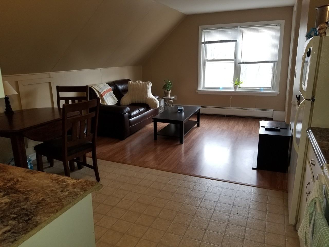 11-13 Thatcher St - Photo 2 of 21