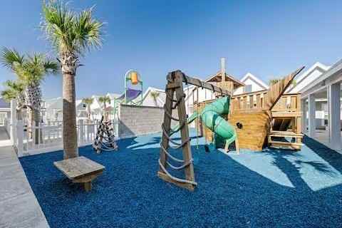 14921 Smugglers Cove Dr - Photo 3 of 18