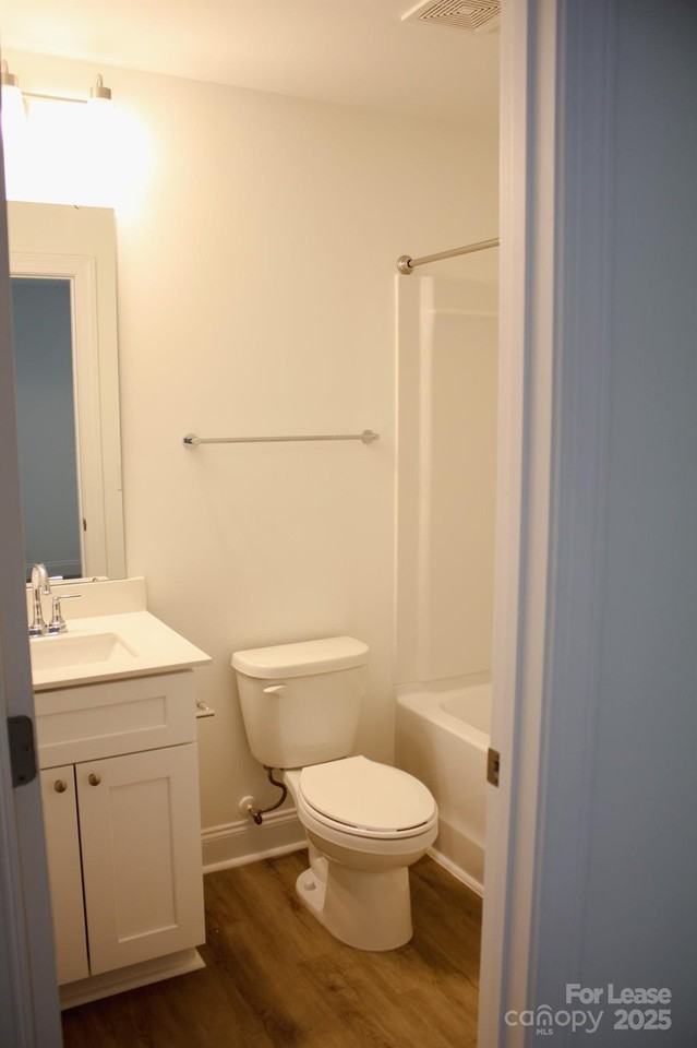 754 Hillside St - Photo 6 of 13