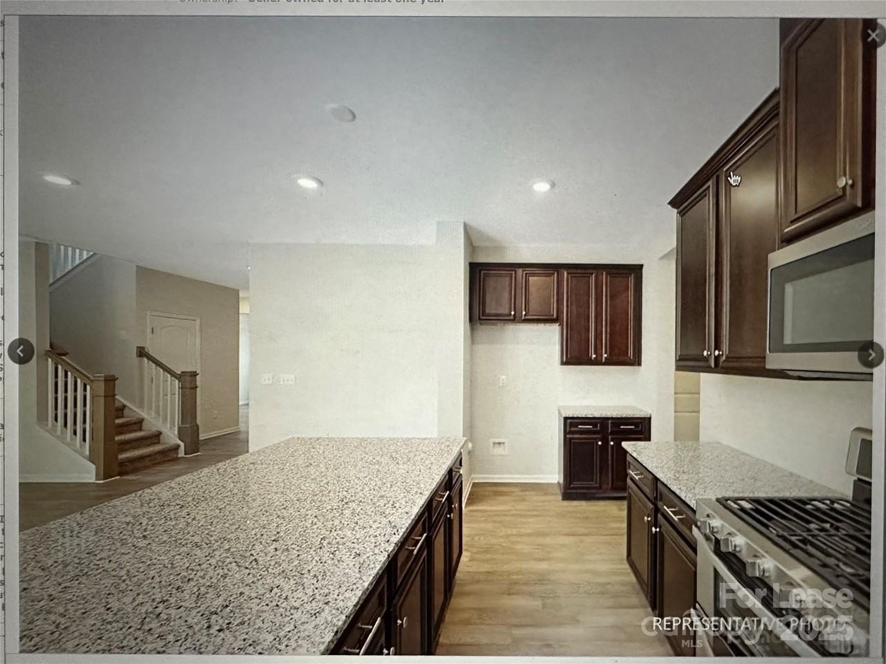 5021 Kinsbridge Drive #06 - Photo 6 of 28