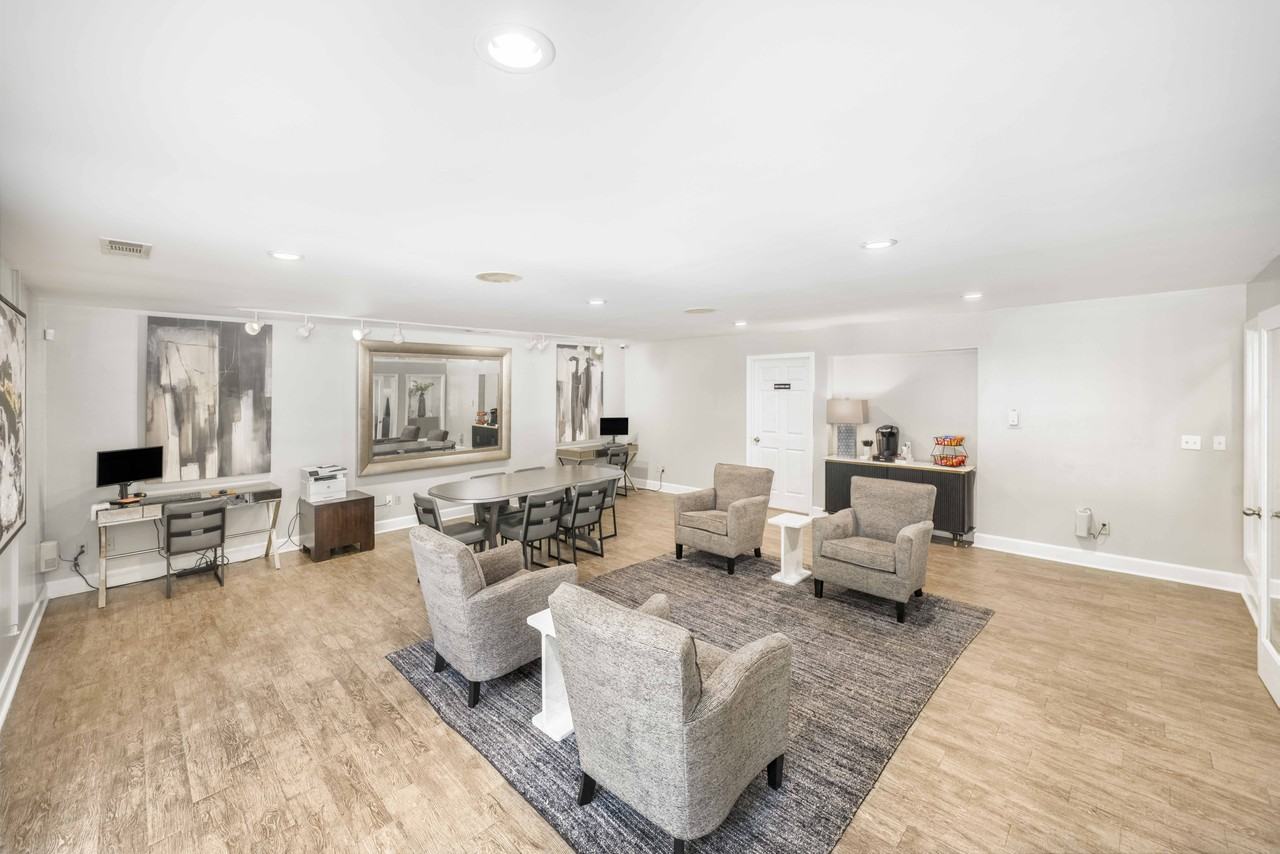 MAA Southwind - Photo 6 of 17