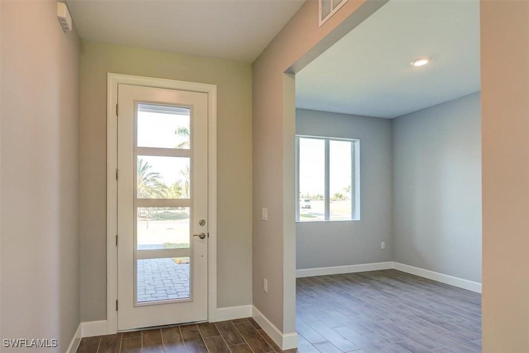 4313 Nw 27th Ter - Photo 5 of 40