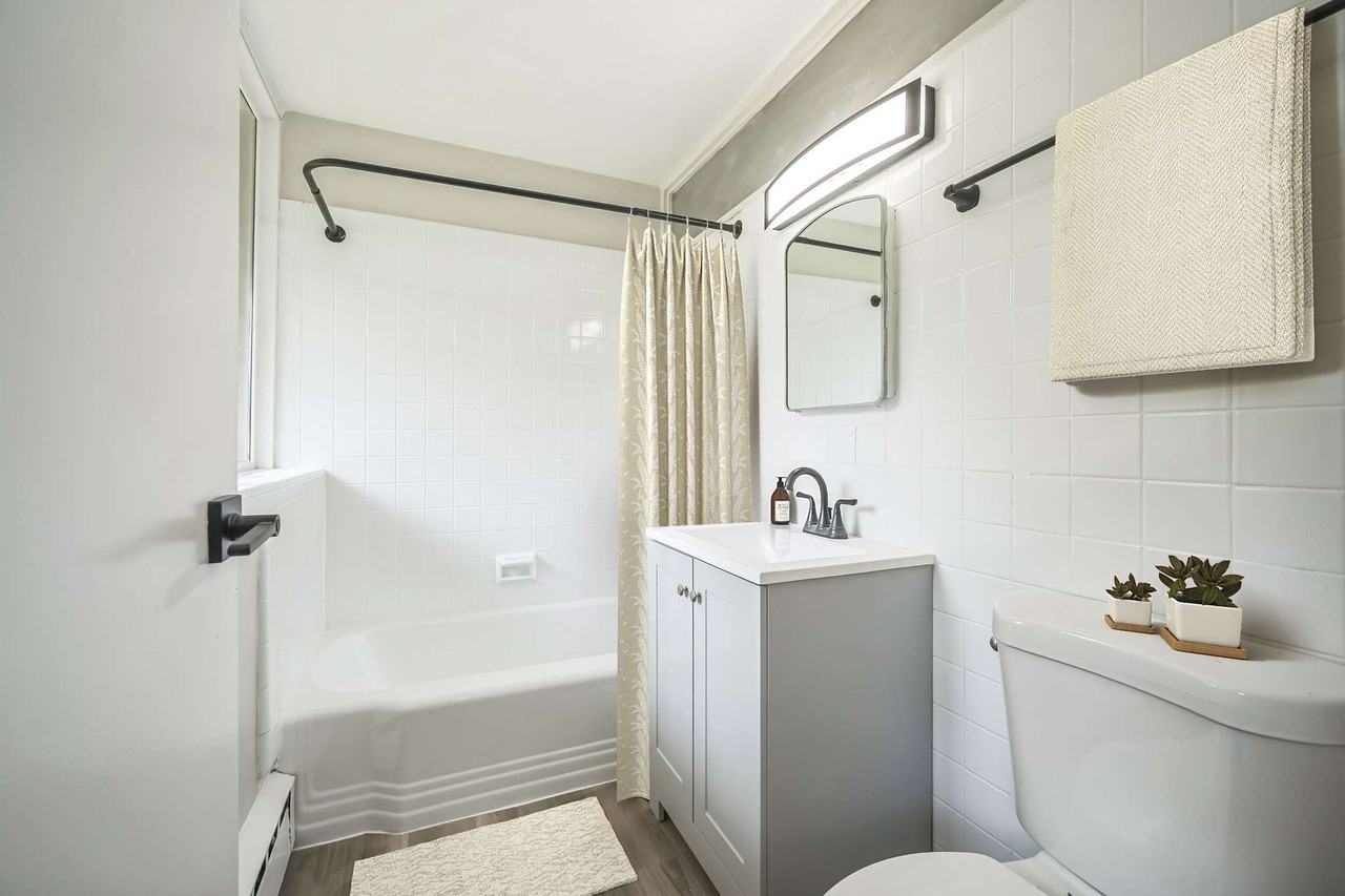 Cherokee Apartments - Photo 6 of 29