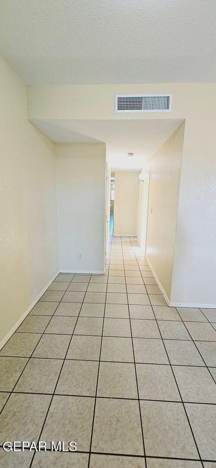 3901 Van Buren Ave Unit B #B - Photo 4 of 25