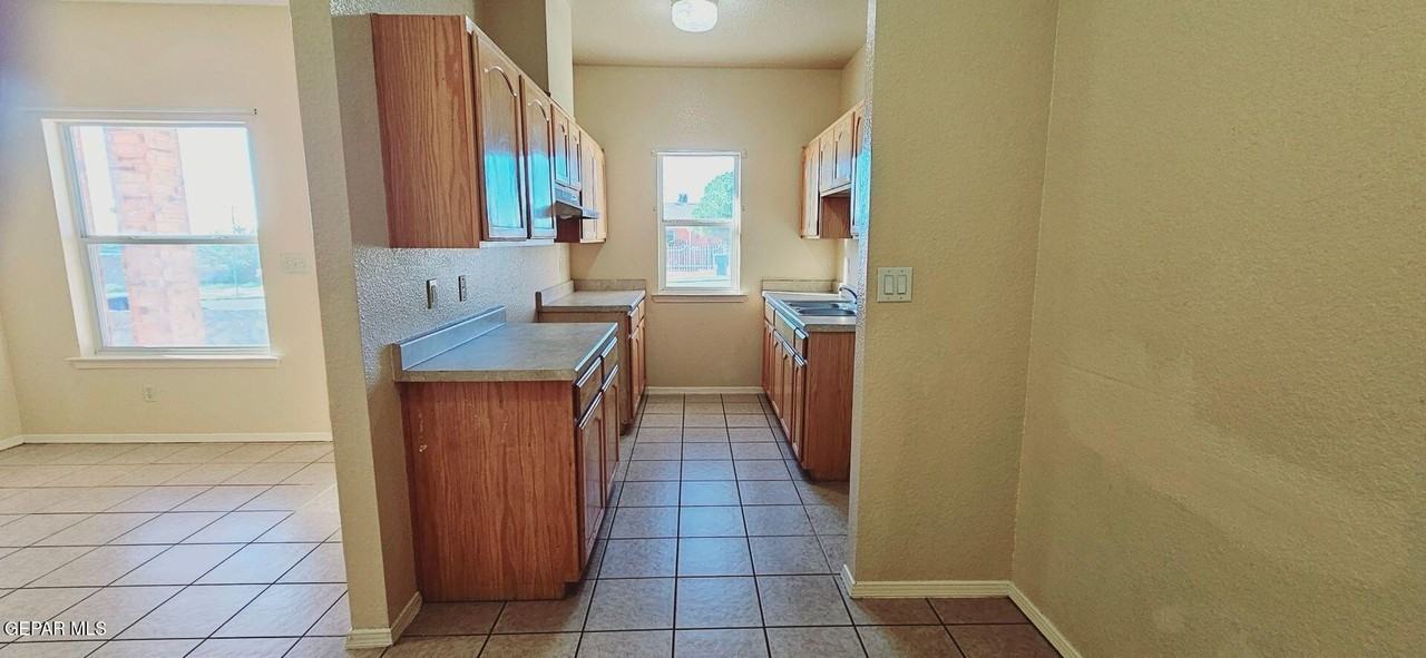 3901 Van Buren Ave Unit B #B - Photo 5 of 25