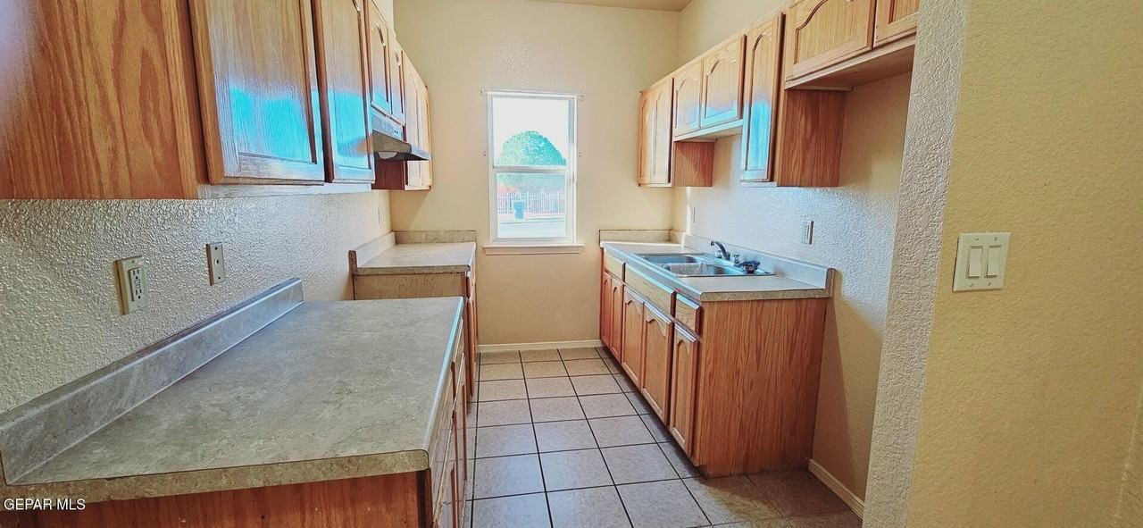 3901 Van Buren Ave Unit B #B - Photo 6 of 25