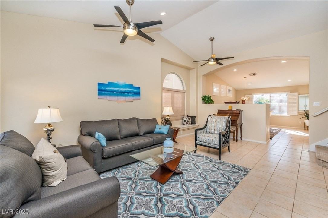 10345 Hunters Meadow Ave - Photo 3 of 24