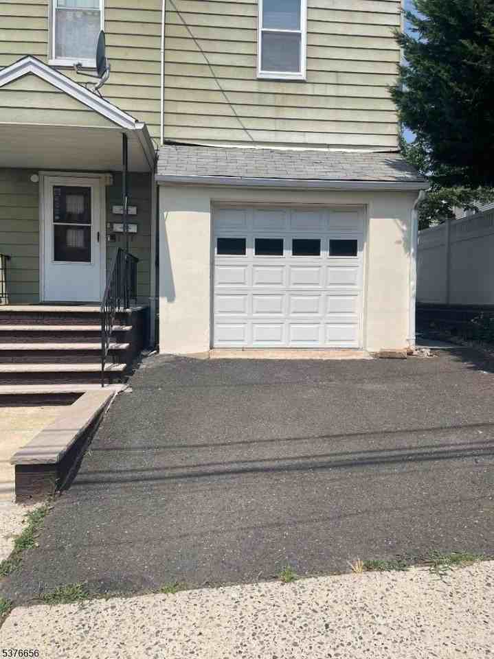 508 2nd St #2 - Photo 2 of 17