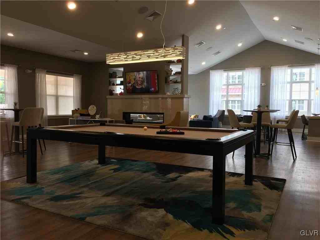 311 Robert Morris Blvd Unit 4 #4 - Photo 5 of 7