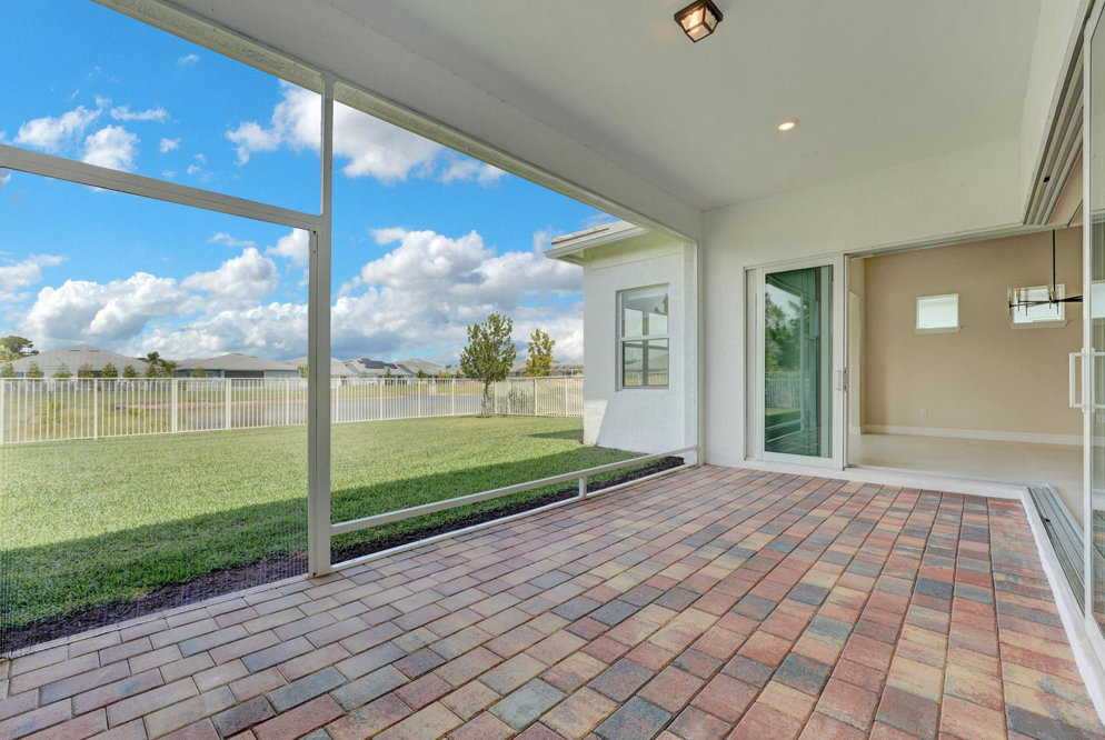 5329 Blue Reed Ln - Photo 4 of 8