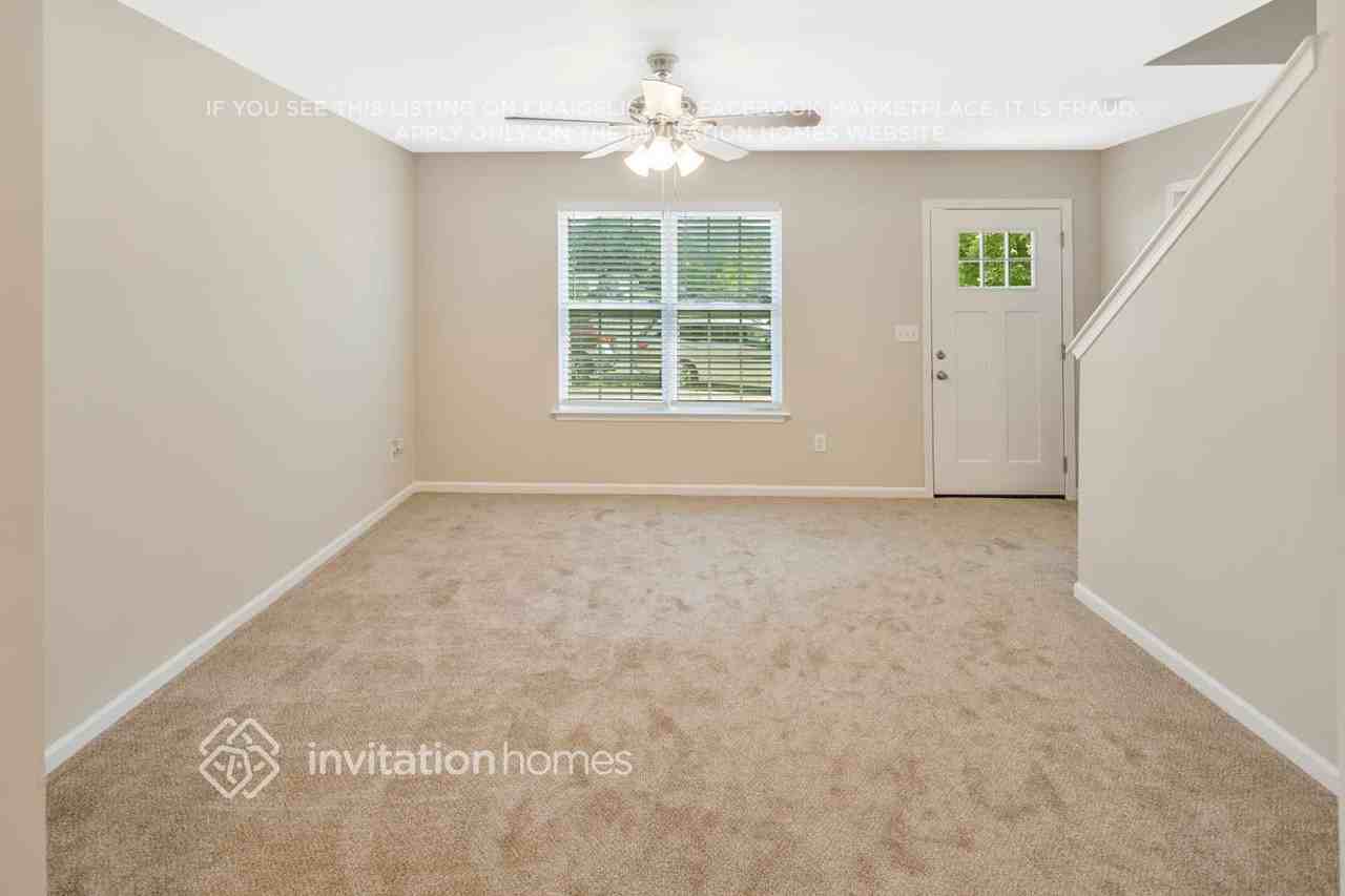 236 Pangle Dr - Photo 3 of 24