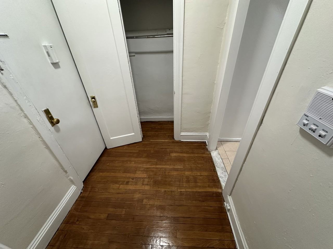 Gillespie Ave #6C - Photo 7 of 8