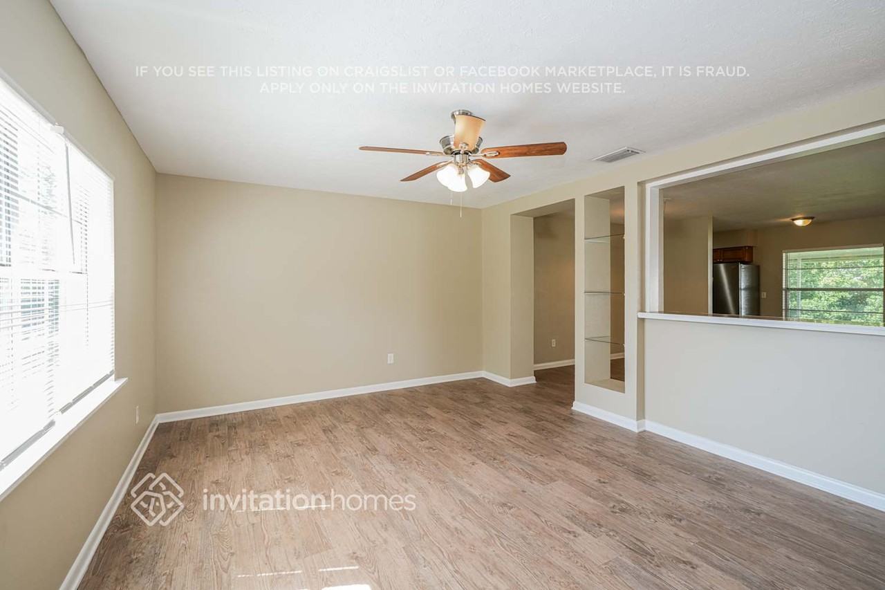 2933 Forest Cir - Photo 3 of 17