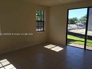 5906 Nw 56th Pl - Photo 5 of 39