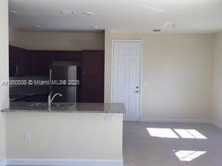 5906 Nw 56th Pl - Photo 7 of 39