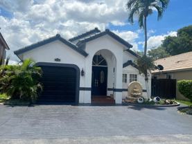 5222 Sw 154th Pl - Photo 1 of 1