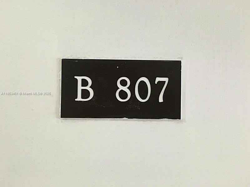 9143 Sw 77th Ave #B807 - Photo 6 of 17