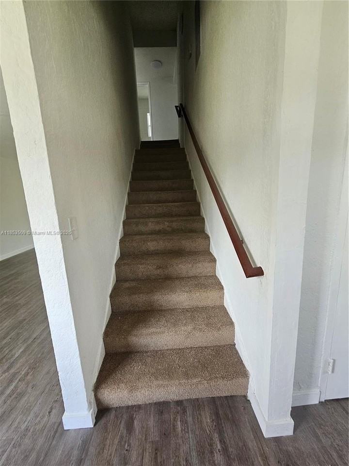 225 Nw 84th Ter #225 - Photo 6 of 16