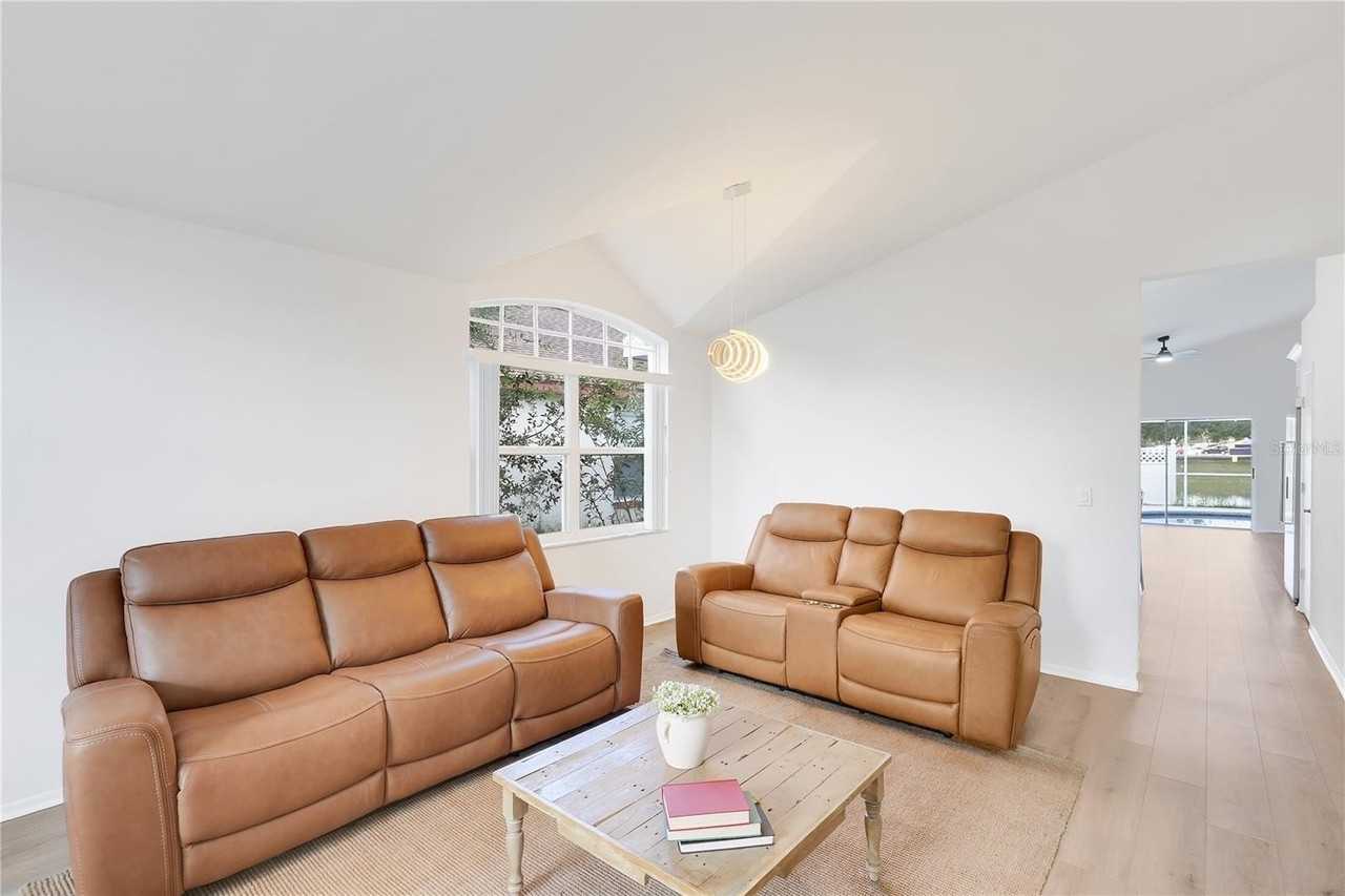 203 Lake Davenport Estates Drive - Photo 4 of 35