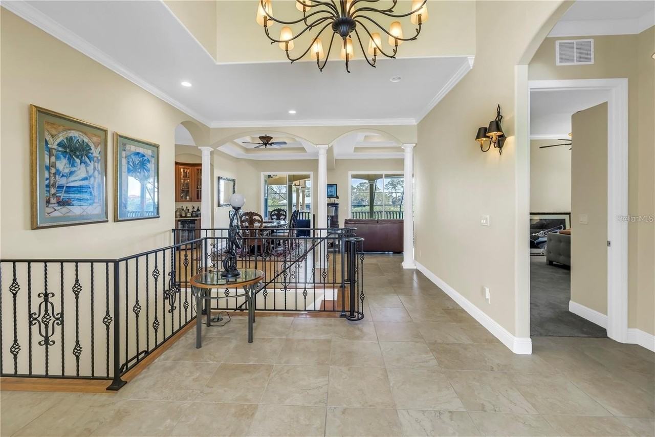 2101 N Pointe Alexis Dr - Photo 5 of 50