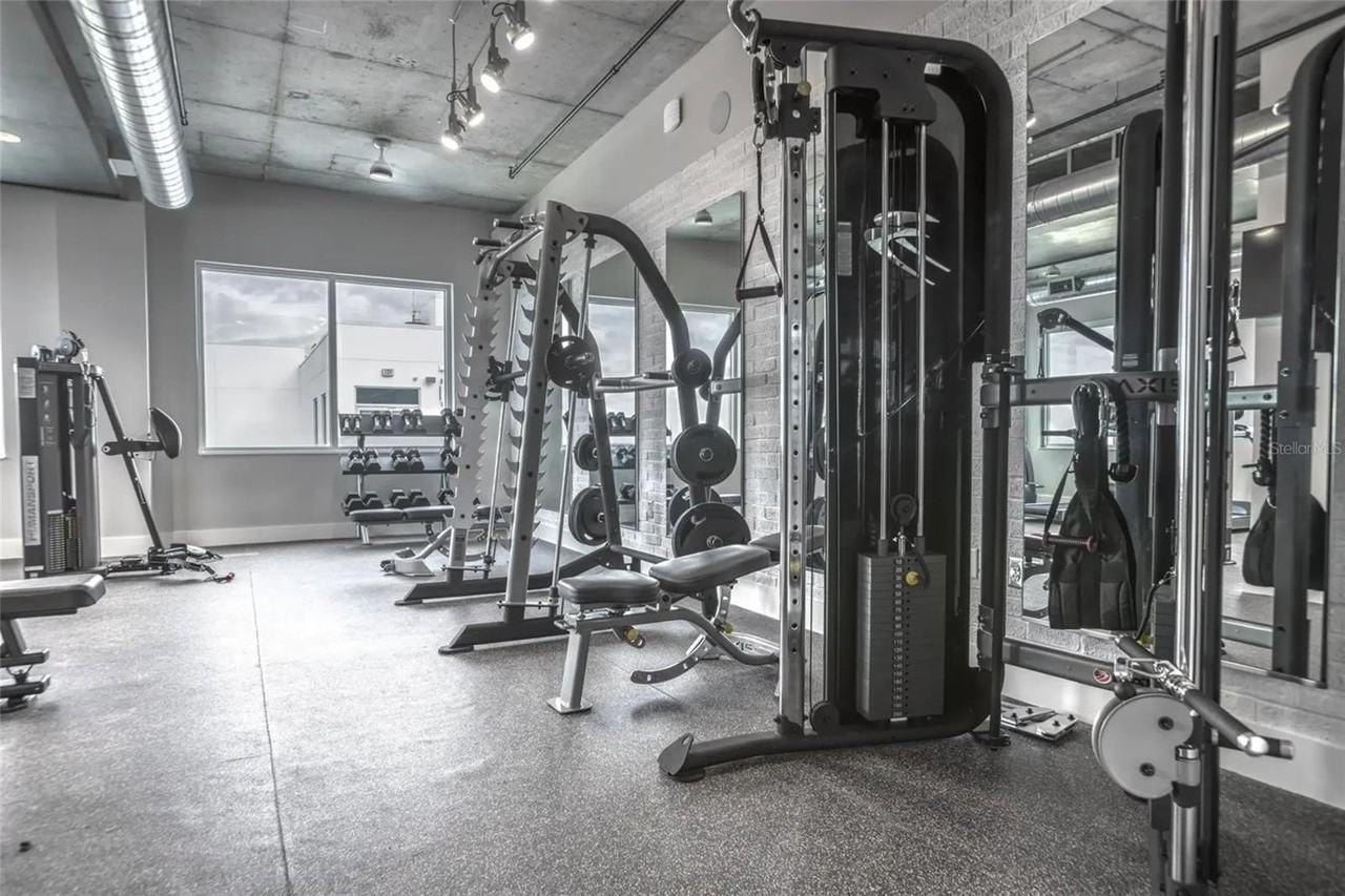 160 16th St N - Photo 6 of 8