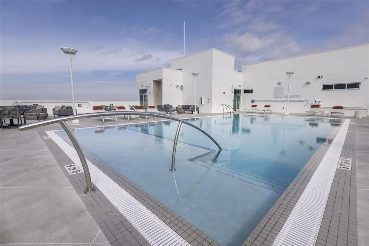 160 16th St N - Photo 7 of 8