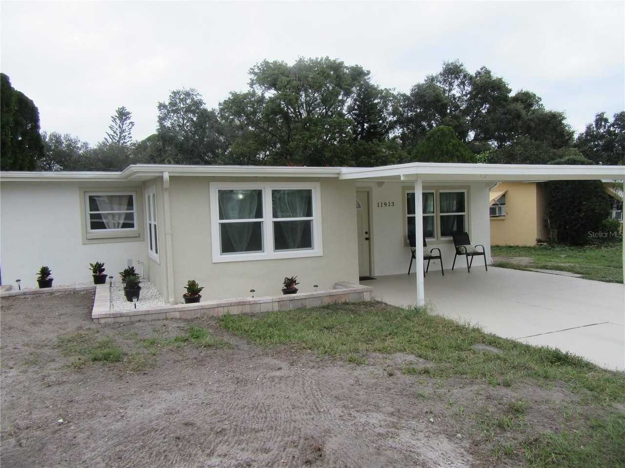 11913 104th Street - Photo 2 of 34