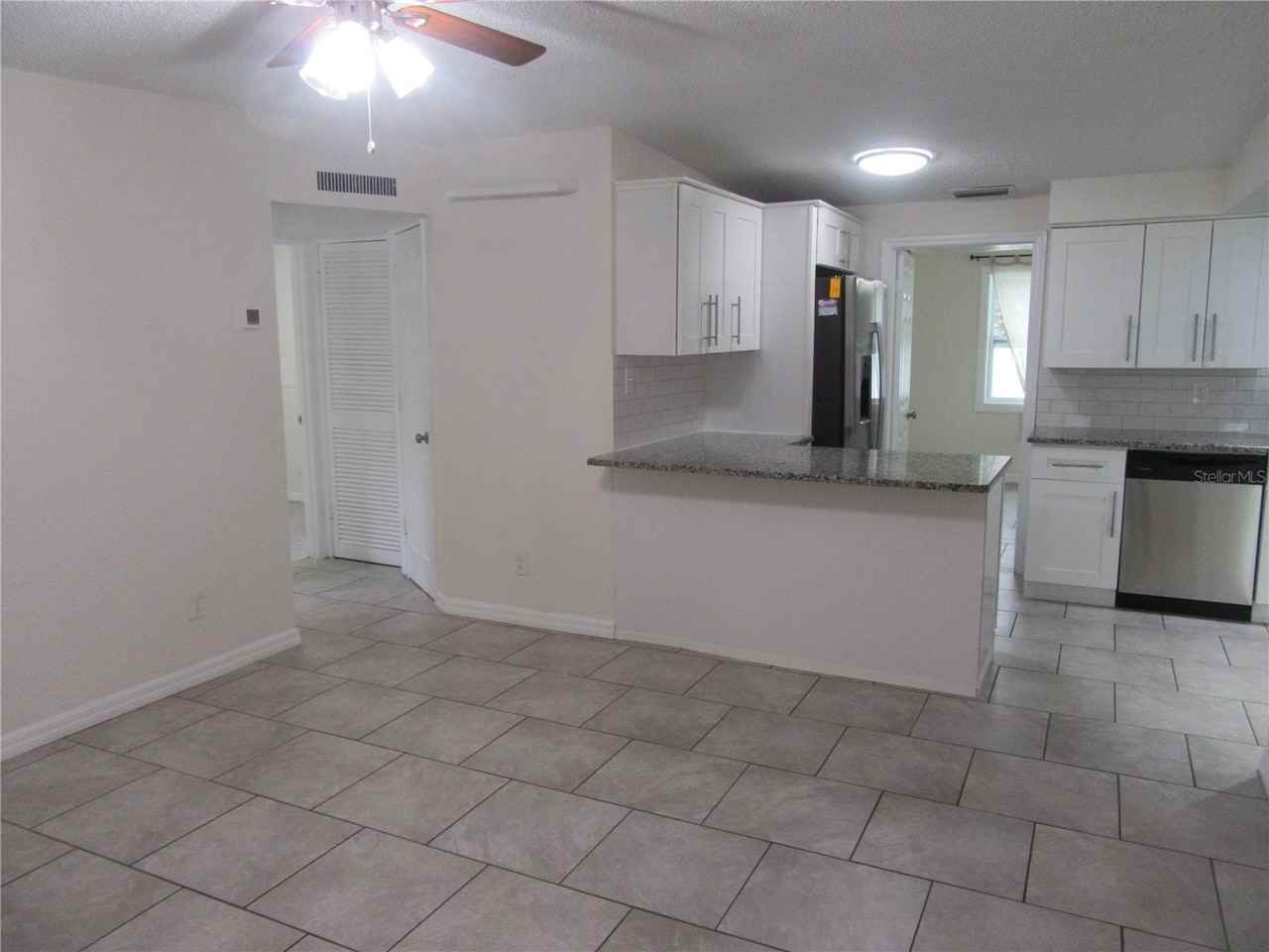 11913 104th Street - Photo 7 of 34