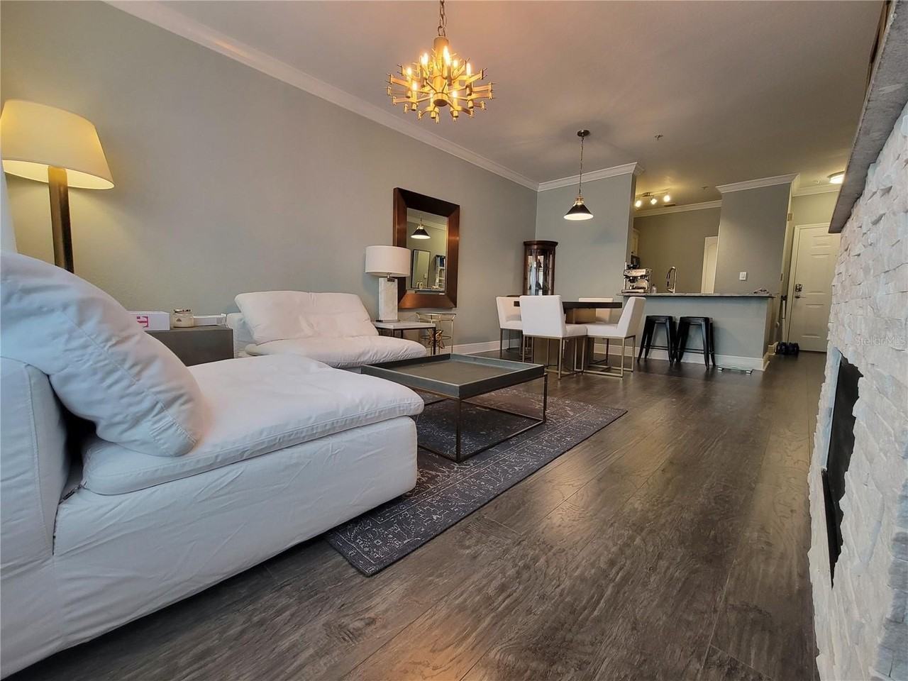 2717 Via Cipriani #622A - Photo 4 of 48